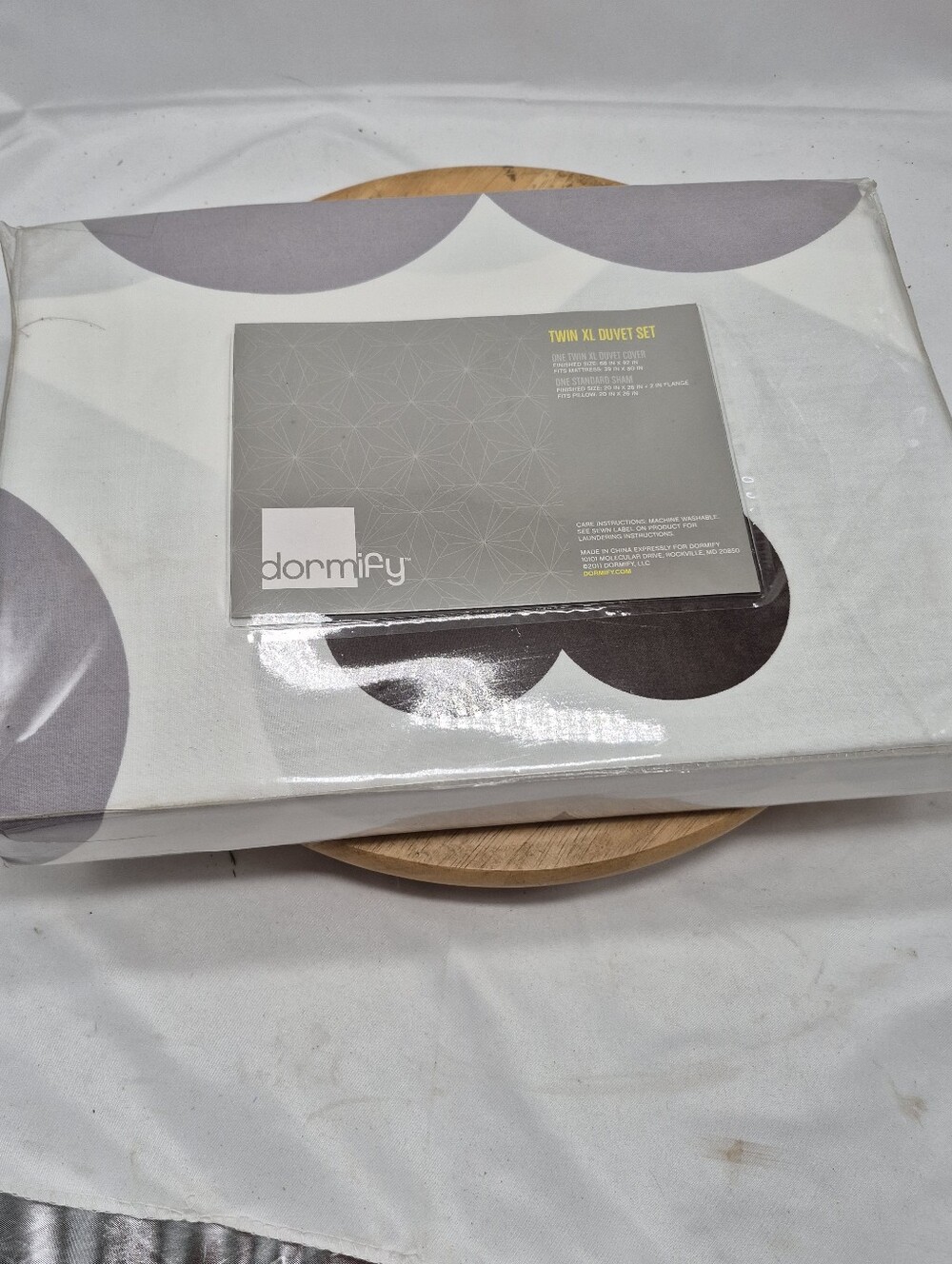 Dormify Twin XL  Duvet Cover & Sham Never Opened